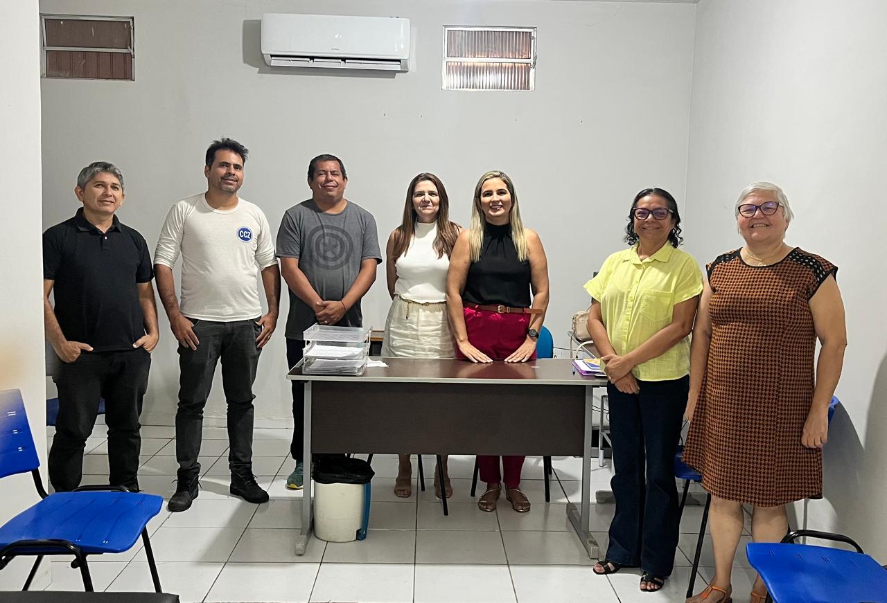Os representantes do sindicatos - SINTE e SINDSERM em visita ao IPMP para dar boas vindas a nova presidente, a Sra. Jeanne Cunha.
